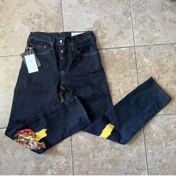 2008 Custom lot, 31x32, They run small - Picture 7 of 7